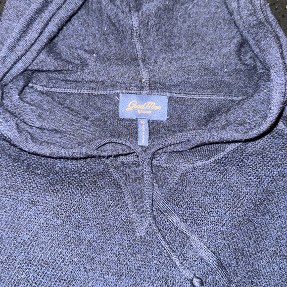 Men’s Good Man Brand pullover with hood and toggle strings. - Picture 2 of 5
